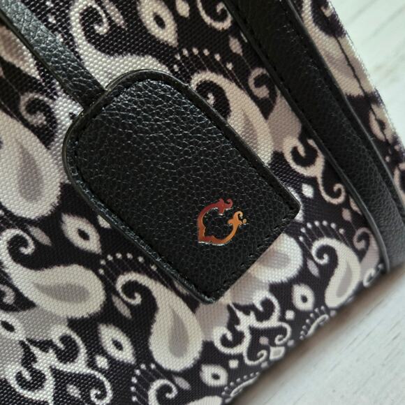 C. Wonder Nala Floral Shopper Tote Bag Black and White Ikat Paisley New - Picture 3 of 7